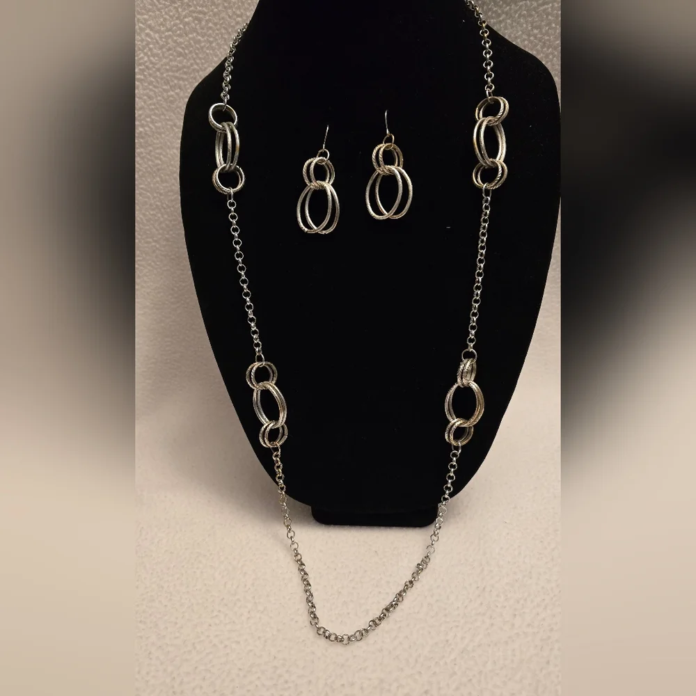 necklace stylish silver
